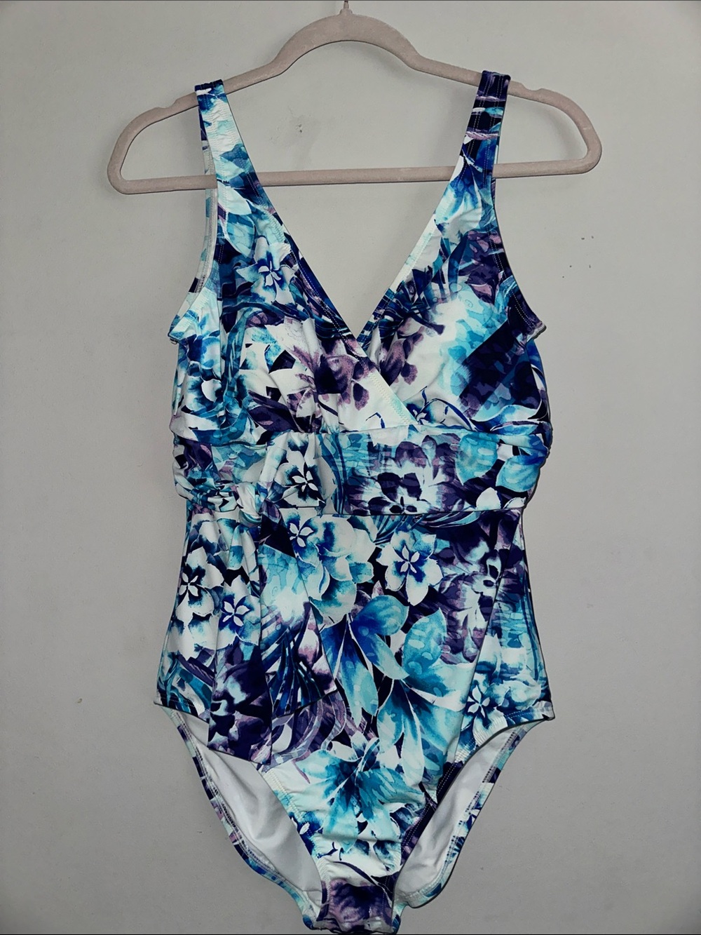 Tommy Bahama Island Sculpt V-neck Blue & Purple Floral One-Piece Swimsuit🩱Sz 10 - Picture 10 of 15